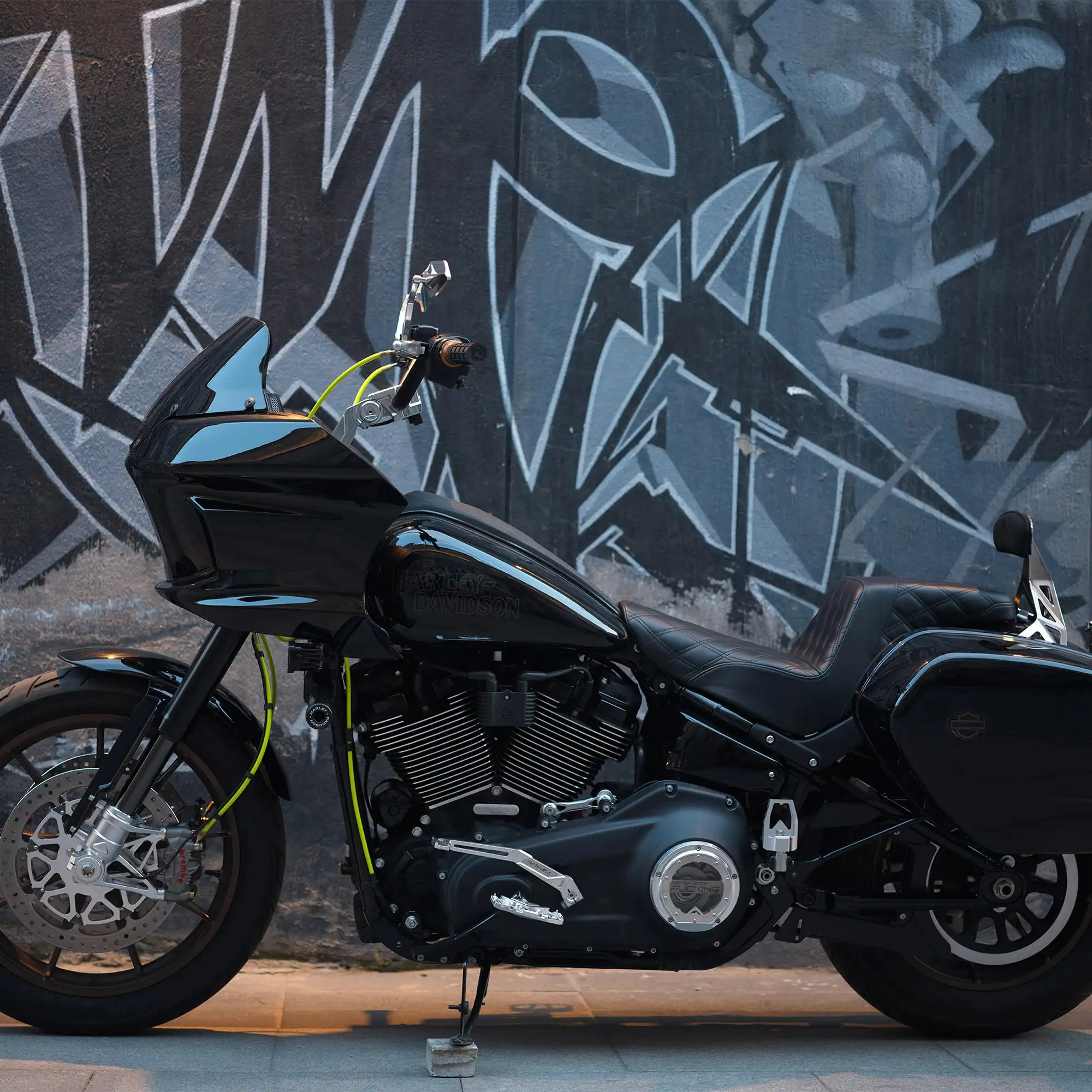 Hyper Vision Series-Clear View Derby Cover for M8 Softail - Image 3