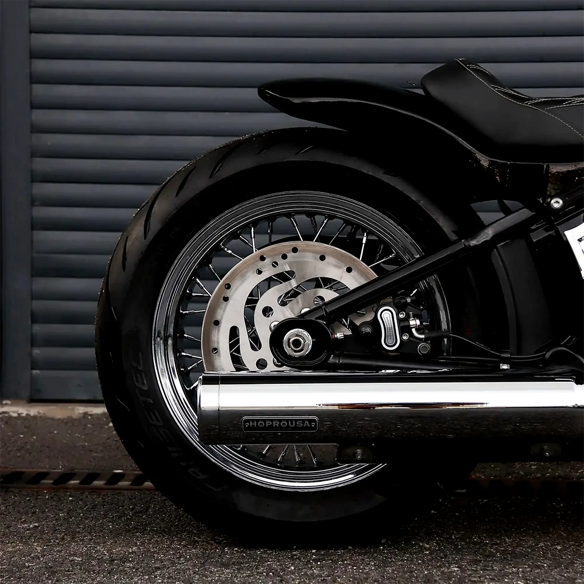 Chrome Slip-On Muffler for 2025+ M8 Softail - Image 9