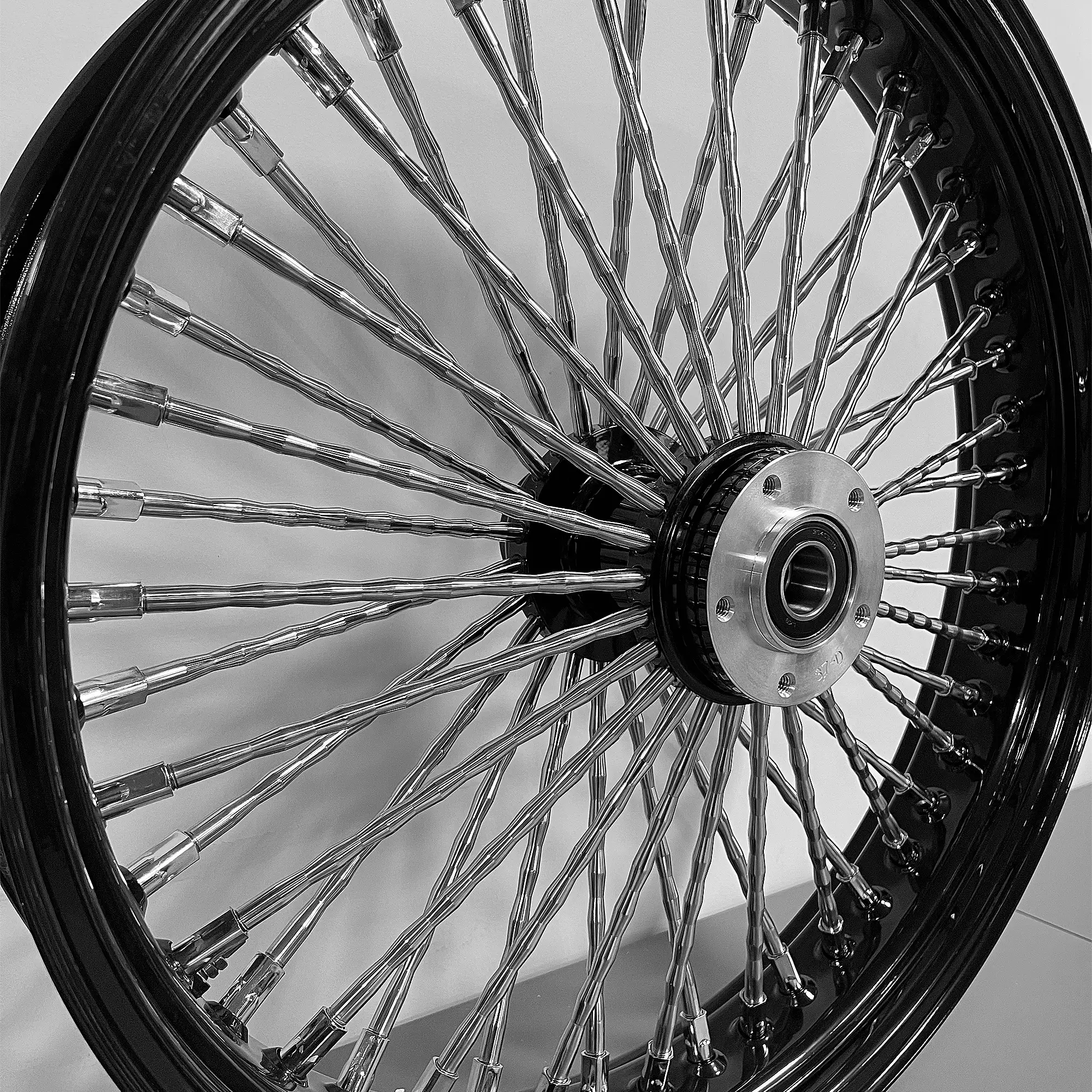 Fat 52 Stainless-Steel Ripple-Spoke Wheel — Black & Chrome - Image 5