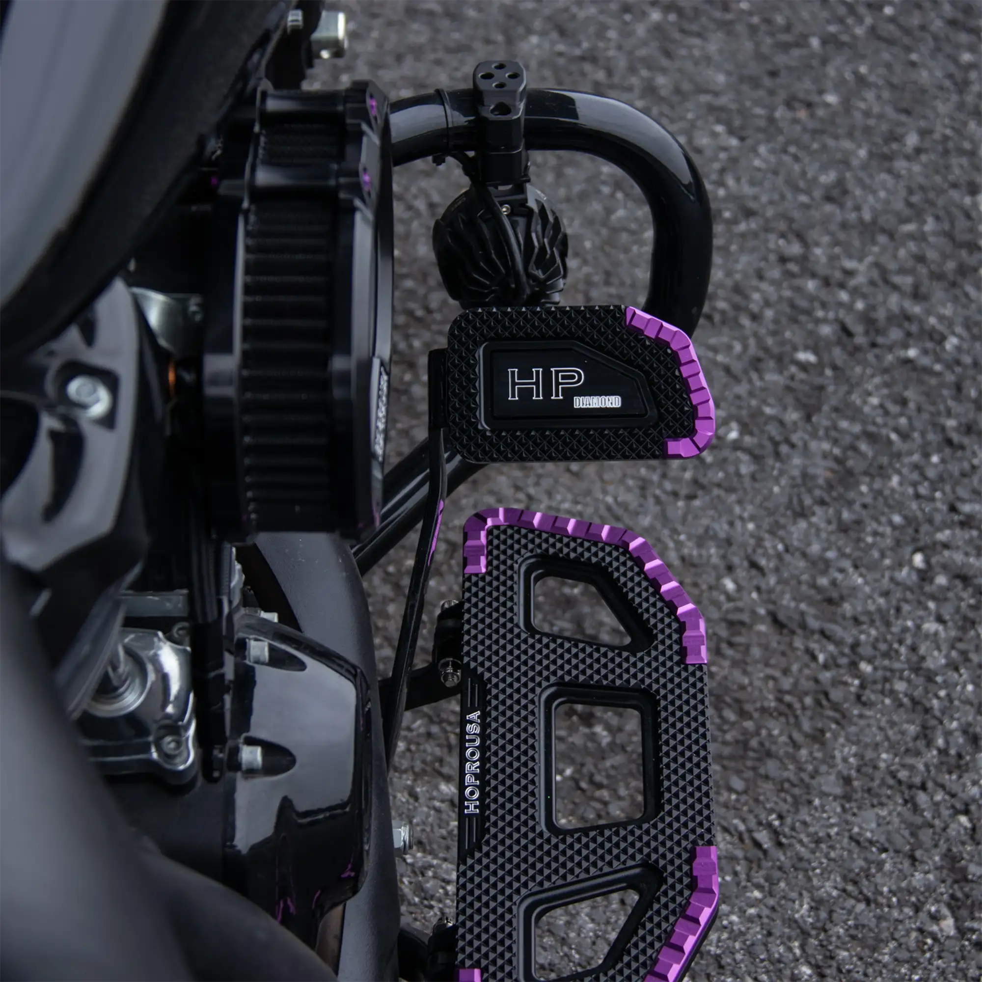Panda Series Stretched Rider Floorboards - Image 6