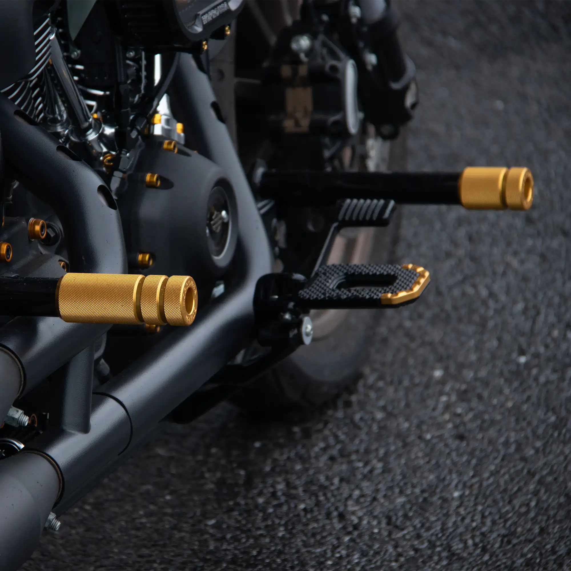 Low-Profile Engine Guard for 2014–2025 Harley Touring - Image 7