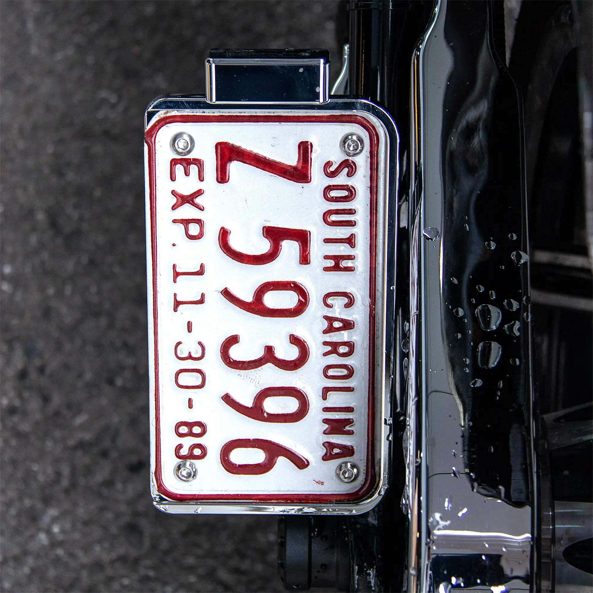 Side-Mount License Plate Bracket Kit for 2018–2024 Harley Softail - Image 8