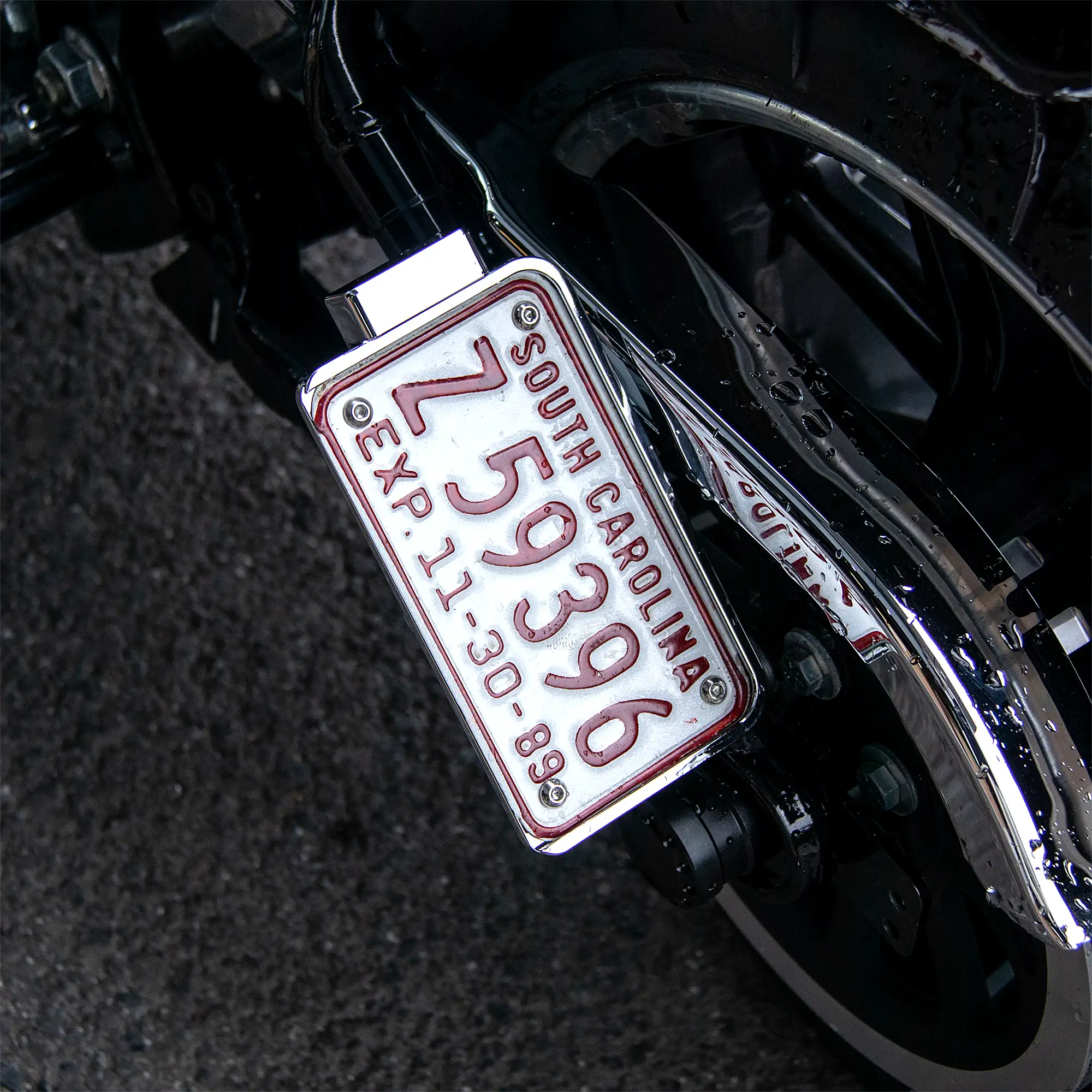 Side-Mount License Plate Bracket Kit for 2018–2024 Harley Softail - Image 6