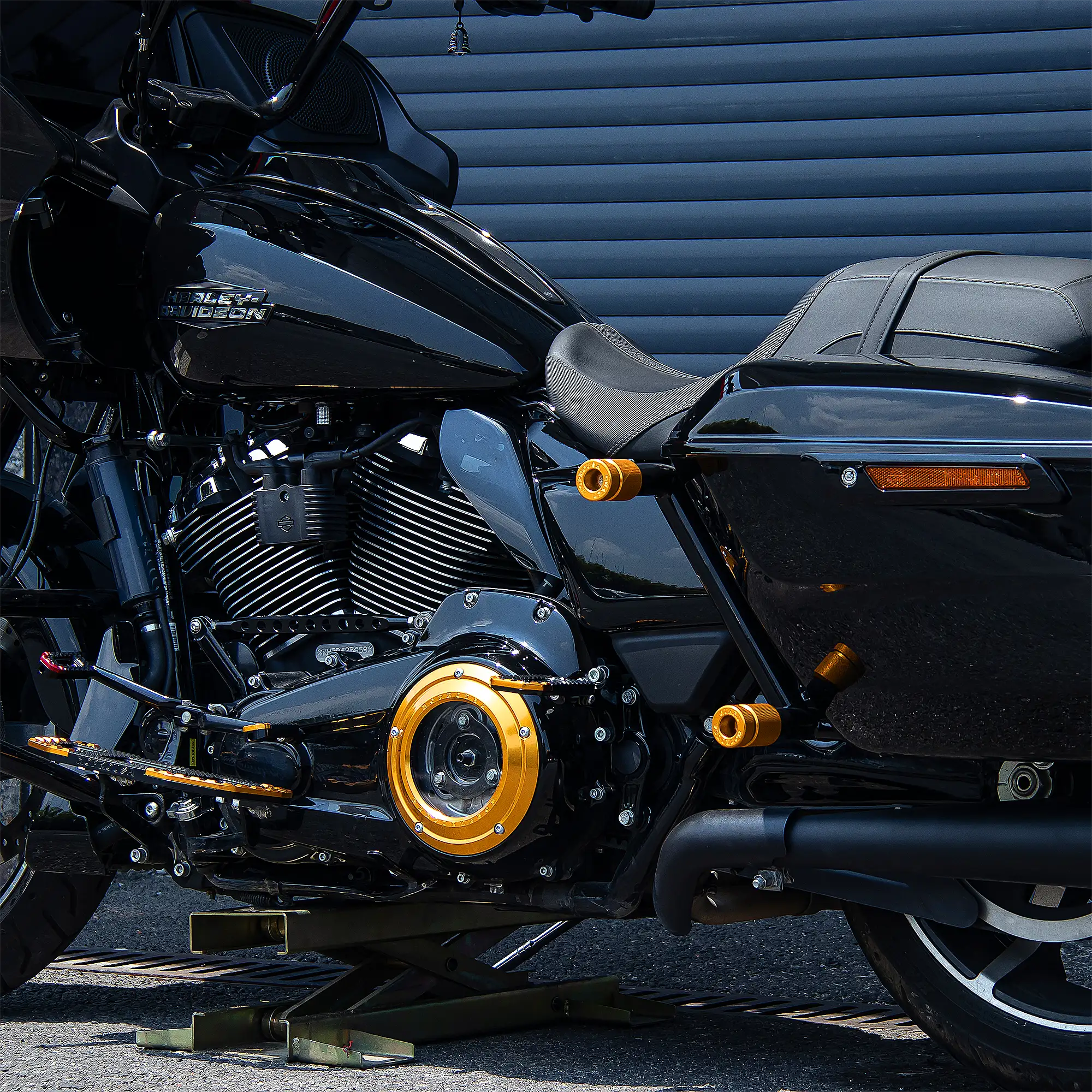 Low-Profile Rear Saddlebag Guards for 2014–2025 Harley Touring - Image 8