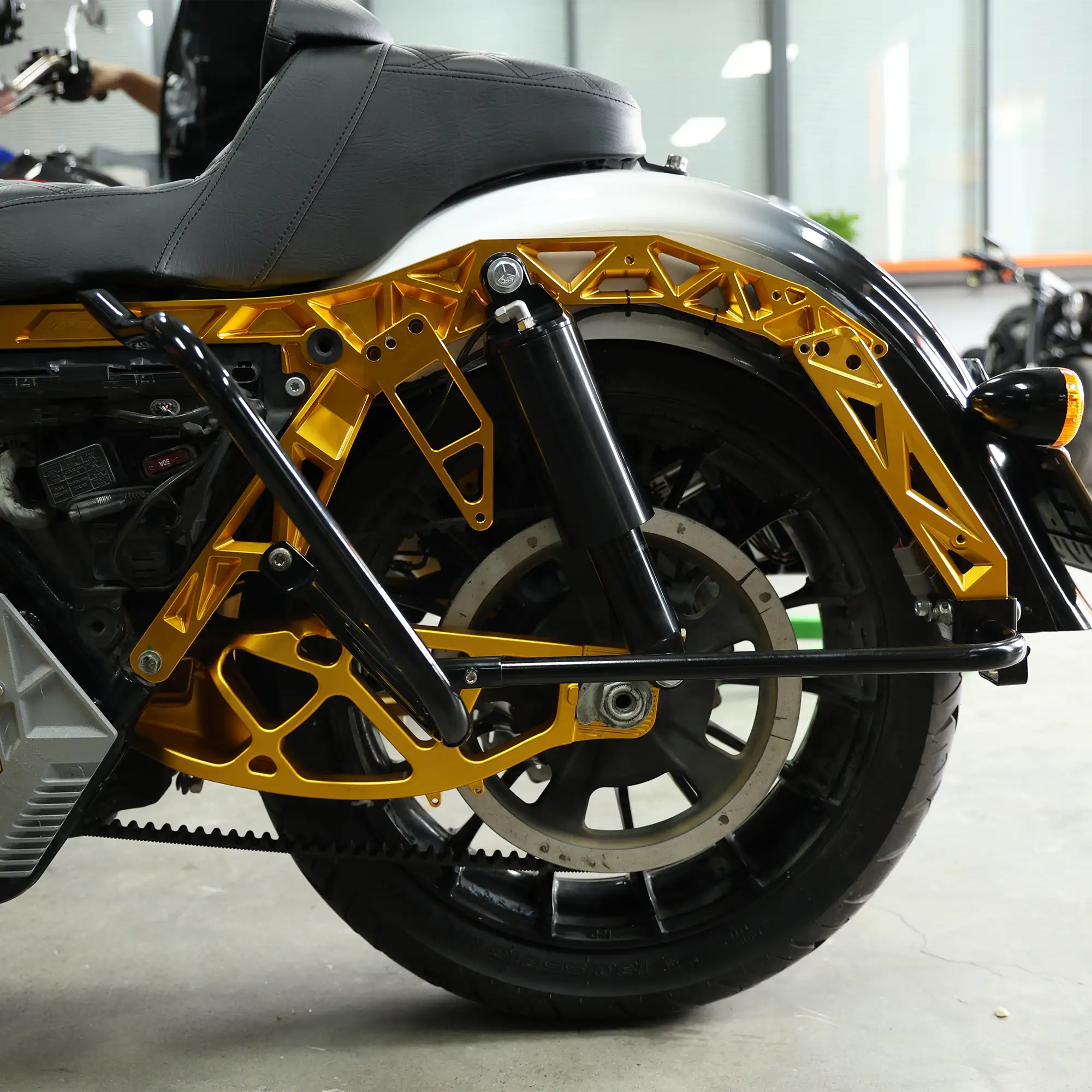 Bagger Racing-Style CNC Rear Subframe for Harley Touring - Image 9