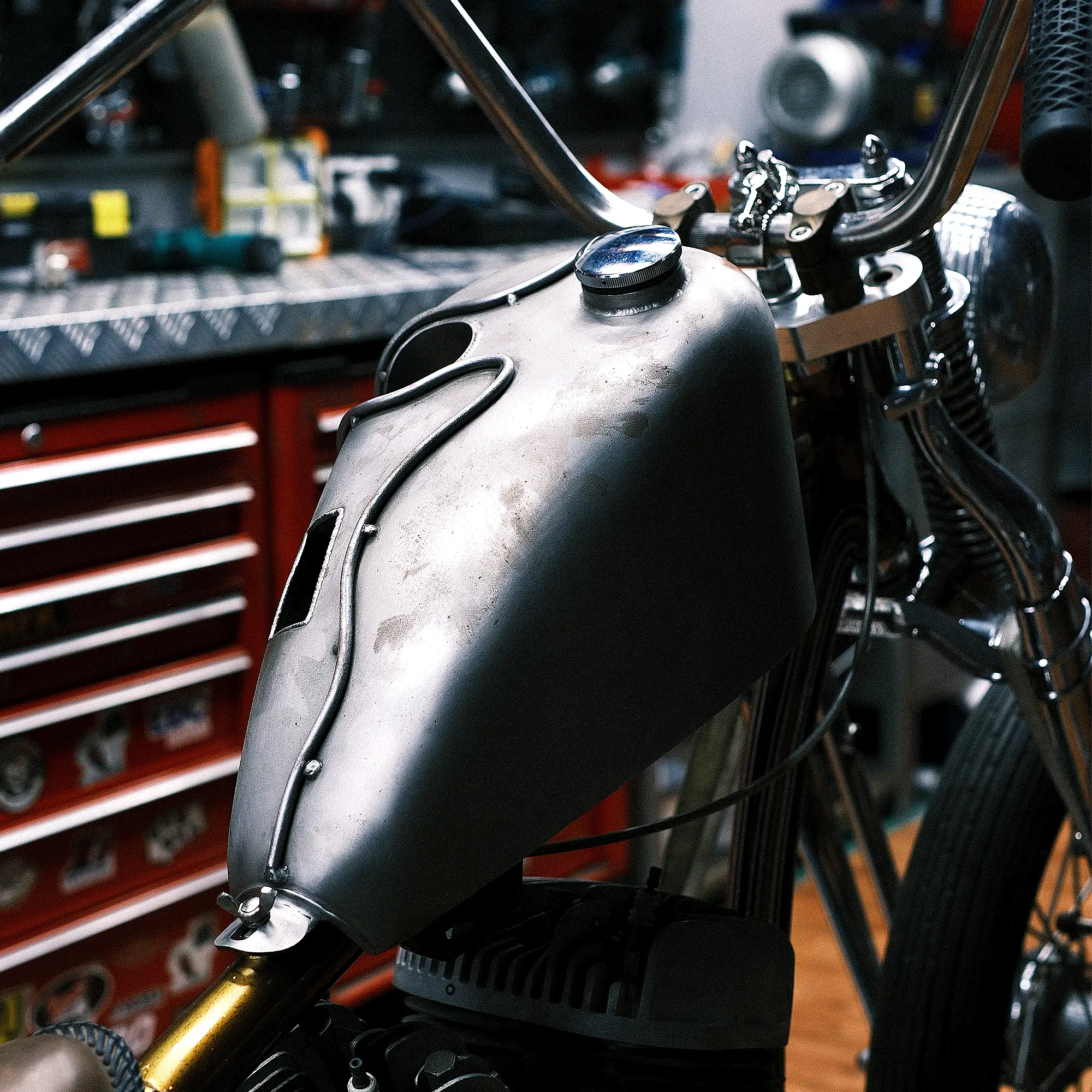 Custom Retro Gas Tank for Carbureted Harley Builds - Image 12